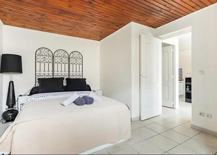 Hébergement de vacances Maisonnette Jardin Mérignac