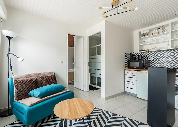 Holiday home Maisonnette Jardin *